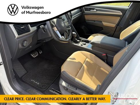 Certified 2023 Volkswagen Atlas Cross Sport SEL R-Line AWD/4WD image 12