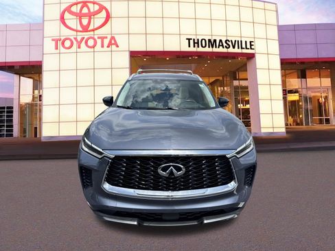 Used 2023 INFINITI QX60 Sensory w/ Vision Package AWD/4WD image 2