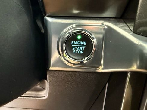 Used 2021 Ford F150 Lariat w/ Equipment Group 502A High image 46