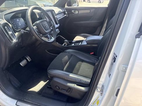 Used 2021 Volvo XC40 T5 R-Design w/ Advanced Package AWD/4WD image 21