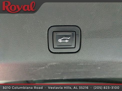 Used 2022 GMC Yukon Denali image 15