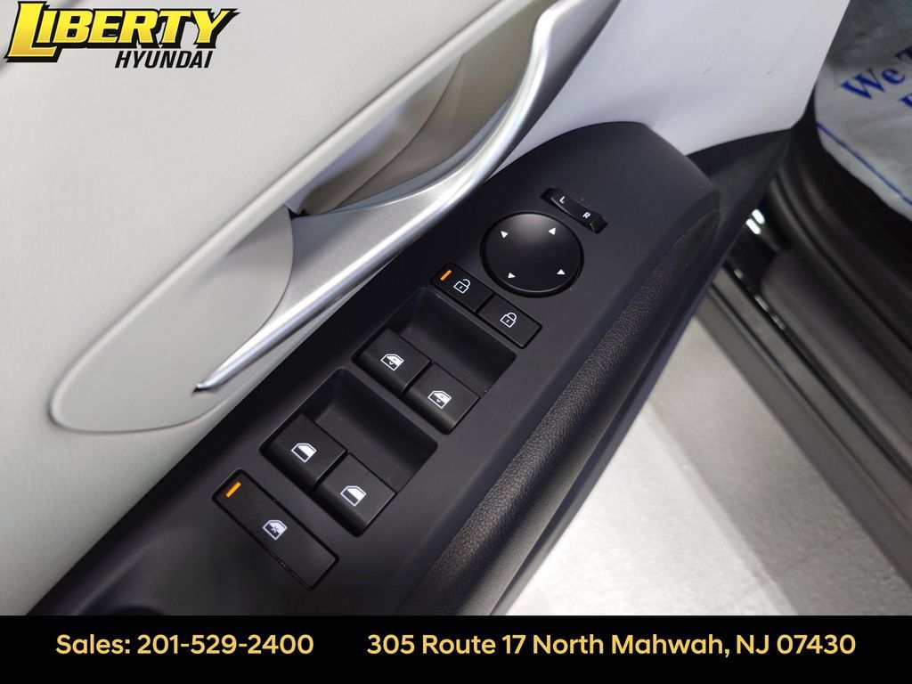 Certified 2026 Hyundai Tucson SEL Plus AWD/4WD image 12