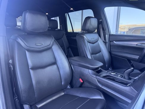 Used 2023 Cadillac XT6 Luxury w/ LPO, Floor Liner Package image 11