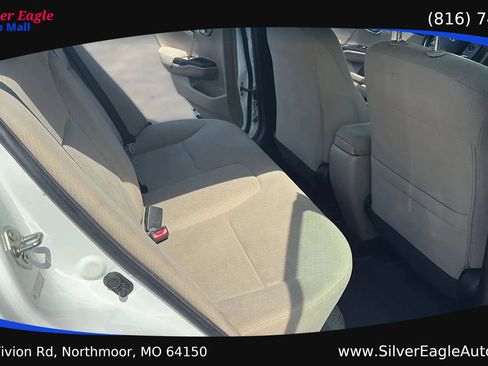 Used 2013 Honda Civic LX image 11