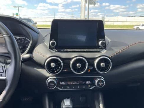 Used 2023 Nissan Sentra SR w/ Electronics Package FWD image 20