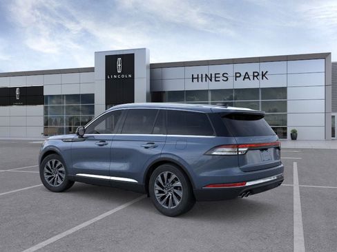 New 2026 Lincoln Aviator AWD image 4