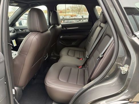 New 2025 MAZDA CX-5 Signature image 7