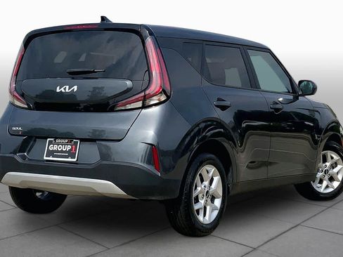 Used 2024 Kia Soul LX w/ Option Group 015 FWD image 13