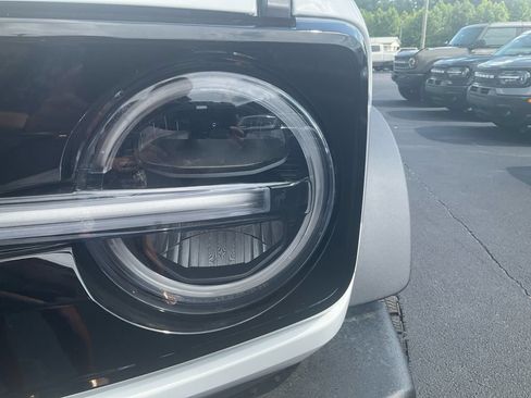 New 2026 Ford Bronco Outer Banks w/ Sasquatch Package AWD/4WD image 9