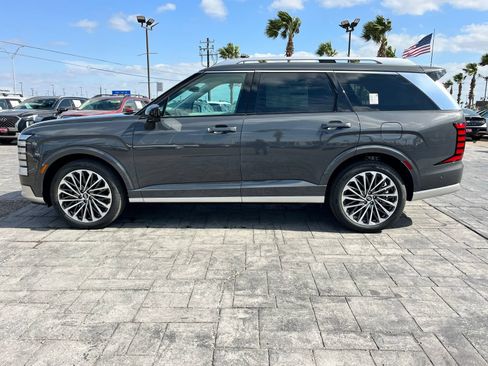 Certified 2026 Hyundai Palisade Calligraphy FWD image 4