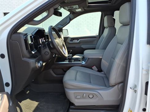 Used 2025 GMC Sierra 1500 SLT w/ SLT Premium Package AWD/4WD image 12