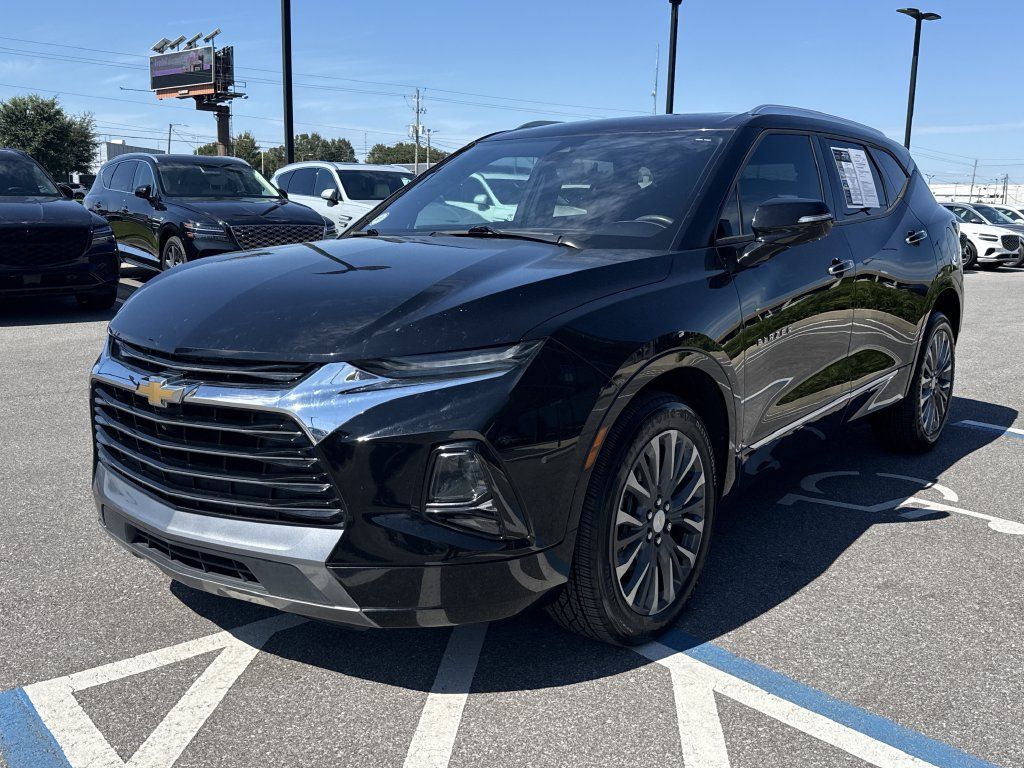 Used 2020 Chevrolet Blazer Premier w/ Driver Confidence II Package FWD image 36
