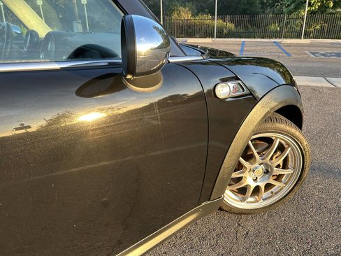 Used 2011 MINI Cooper S FWD image 20