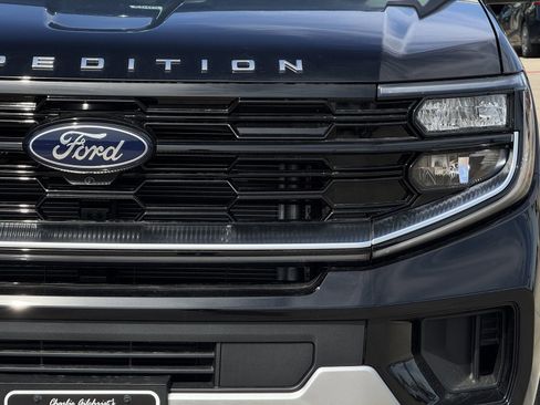 New 2026 Ford Expedition Max Platinum w/ Driver's Package AWD/4WD image 7