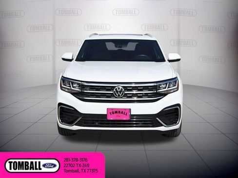 Used 2021 Volkswagen Atlas Cross Sport SE FWD image 2