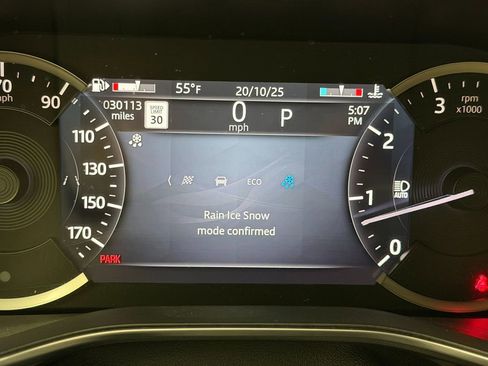 Used 2022 Jaguar F-PACE S image 15