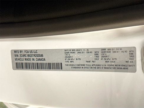 New 2026 Chrysler Pacifica Select image 30