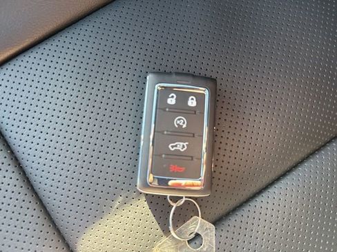 New 2026 Jeep Grand Cherokee L Limited image 31