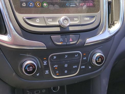 Used 2024 Chevrolet Equinox LT FWD image 18