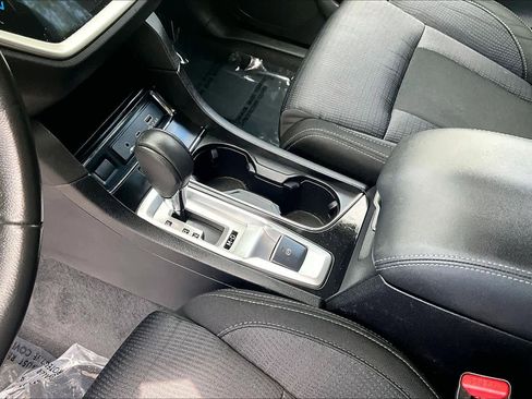 Used 2023 Subaru Ascent Premium w/ Convenience Package AWD/4WD image 17