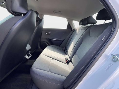 Used 2025 Kia K4 FWD image 9