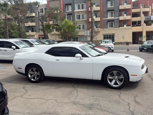 Used 2019 Dodge Challenger SXT RWD image 20