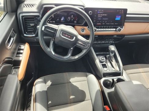 New 2025 GMC Canyon AT4 image 8