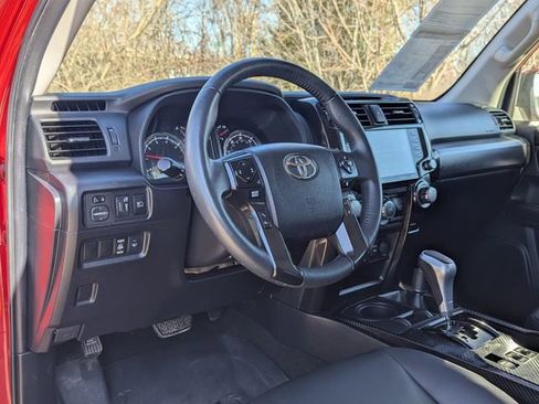 Used 2022 Toyota 4Runner TRD Off-Road Premium image 5