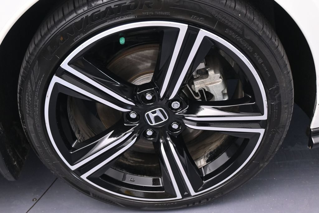 Used 2025 Honda Accord Sport image 45