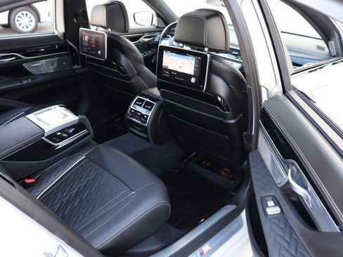 Used 2020 BMW 750i xDrive w/ Executive Package AWD/4WD image 29