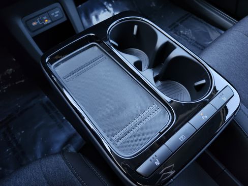 New 2026 Hyundai Ioniq 5 SE image 10