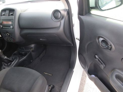 Used 2018 Nissan Versa S image 17