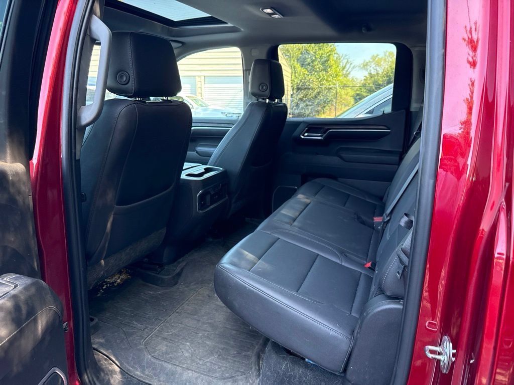 Used 2023 GMC Sierra 1500 SLT w/ SLT Premium Plus Package AWD/4WD image 15