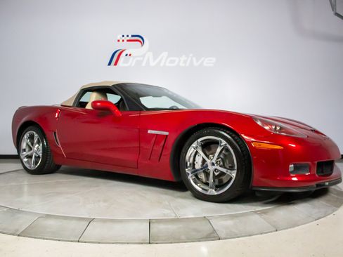 Used 2010 Chevrolet Corvette Grand Sport w/ Preferred Equipment Group RWD image 15