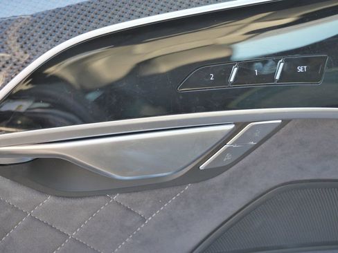 Used 2023 Audi S8 w/ S8 Comfort Plus Package image 37