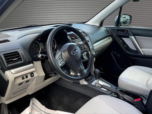 Used 2015 Subaru Forester 2.5i Premium w/ All-Weather Package AWD/4WD image 16