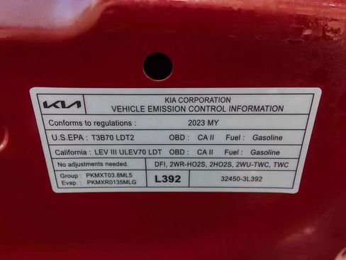 Used 2023 Kia Telluride EX w/ EX Captain's Chair Package image 27