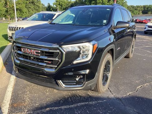 Used 2022 GMC Terrain AT4 w/ Infotainment Package II AWD/4WD image 3