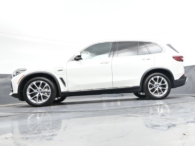 Used 2023 BMW X5 xDrive45e AWD/4WD image 37