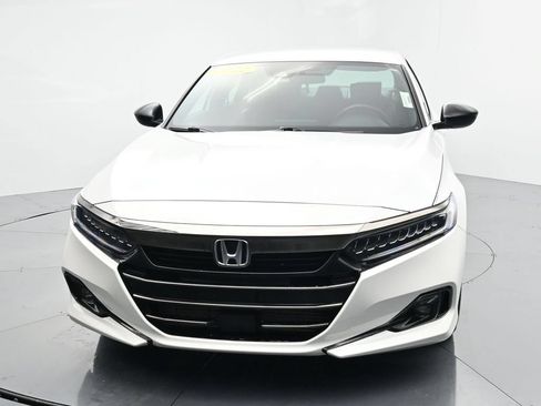 Used 2022 Honda Accord Sport image 3