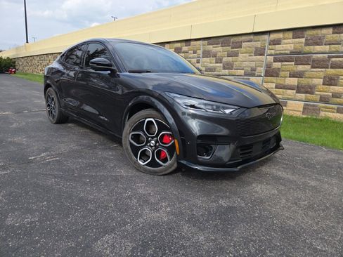 Used 2021 Ford Mustang Mach-E GT image 21