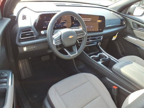 New 2026 Chevrolet Traverse LT w/ Sun and Wheel Package image 12