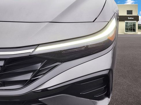 New 2026 Hyundai Elantra Limited image 10