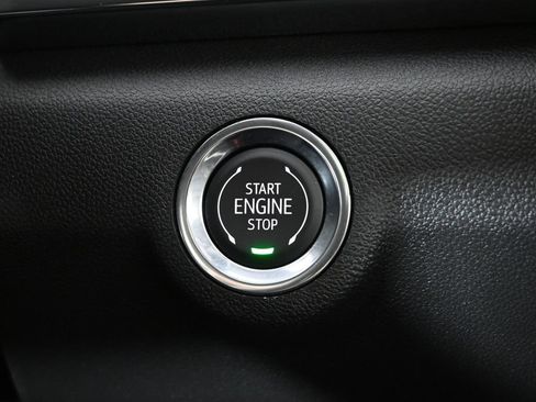 Used 2026 GMC Terrain Denali w/ LPO, Floor Liner Package AWD/4WD image 31