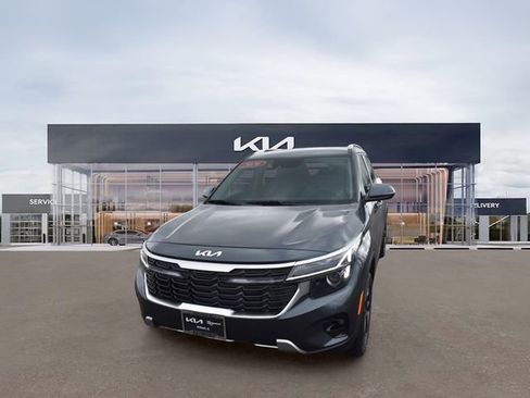 New 2026 Kia Seltos S AWD/4WD image 8