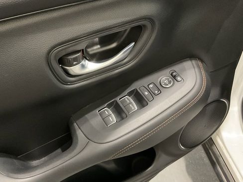 Used 2023 Honda HR-V Sport image 7
