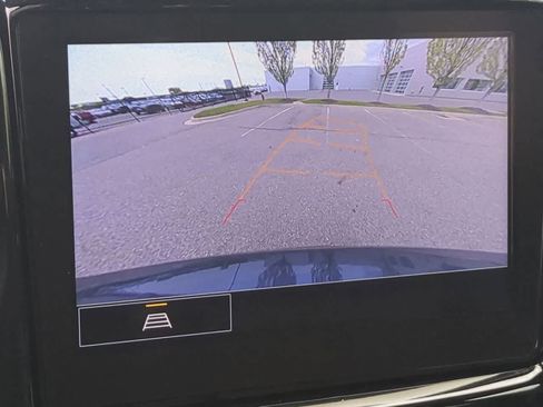 Used 2023 Chevrolet Traverse LT AWD/4WD image 29