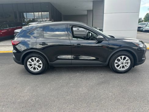 Used 2025 Ford Escape Active FWD image 2