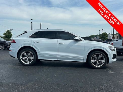 Used 2023 Audi Q8 Premium Plus image 9