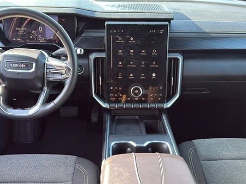 Certified 2025 GMC Acadia Elevation image 26